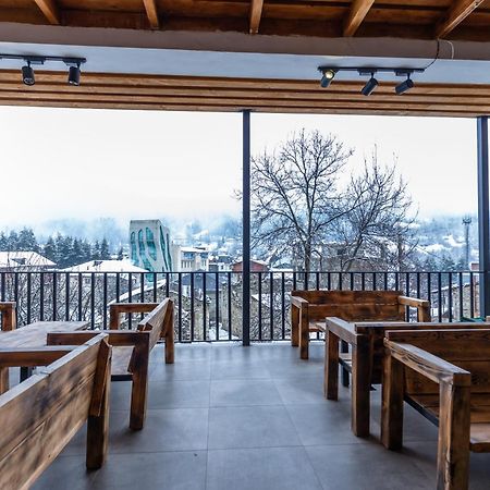 Mestia Hotel Amirani エクステリア 写真